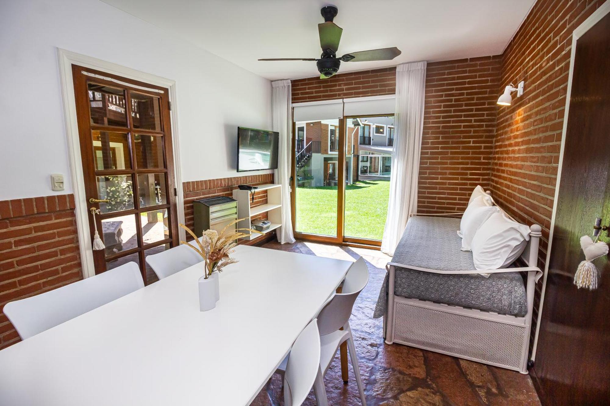 Punta Cerezo Apart Carilo Εξωτερικό φωτογραφία